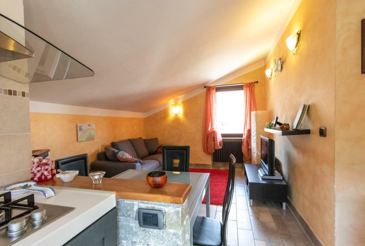 アオスタCasa Di Tiaアパートメント エクステリア 写真