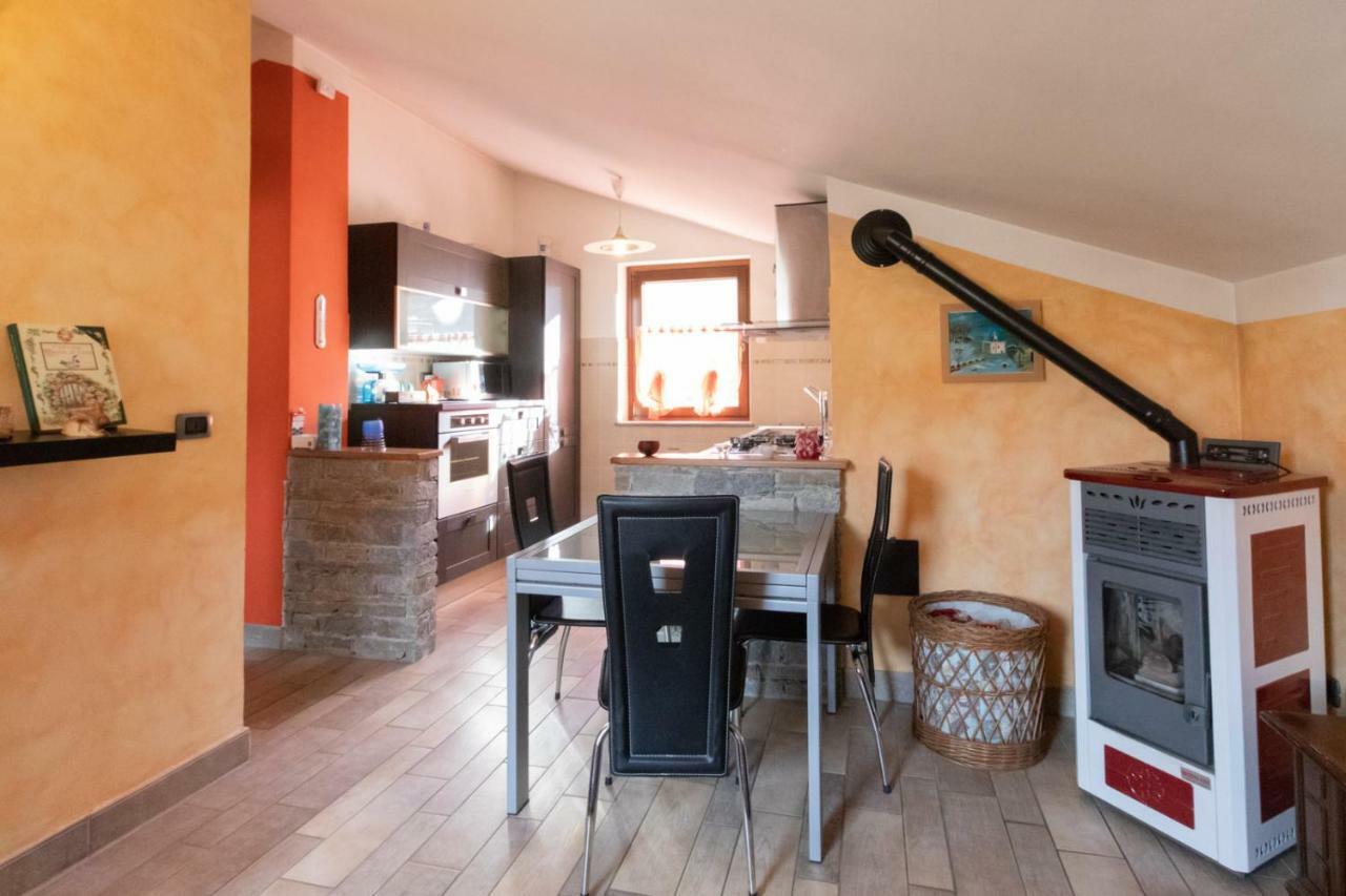 アオスタCasa Di Tiaアパートメント エクステリア 写真